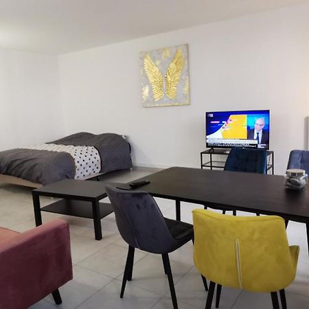 Appartamento Le Patio Tram Paridis Nantes Esterno foto